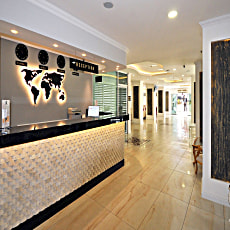 Uk Blue Coast Hotel